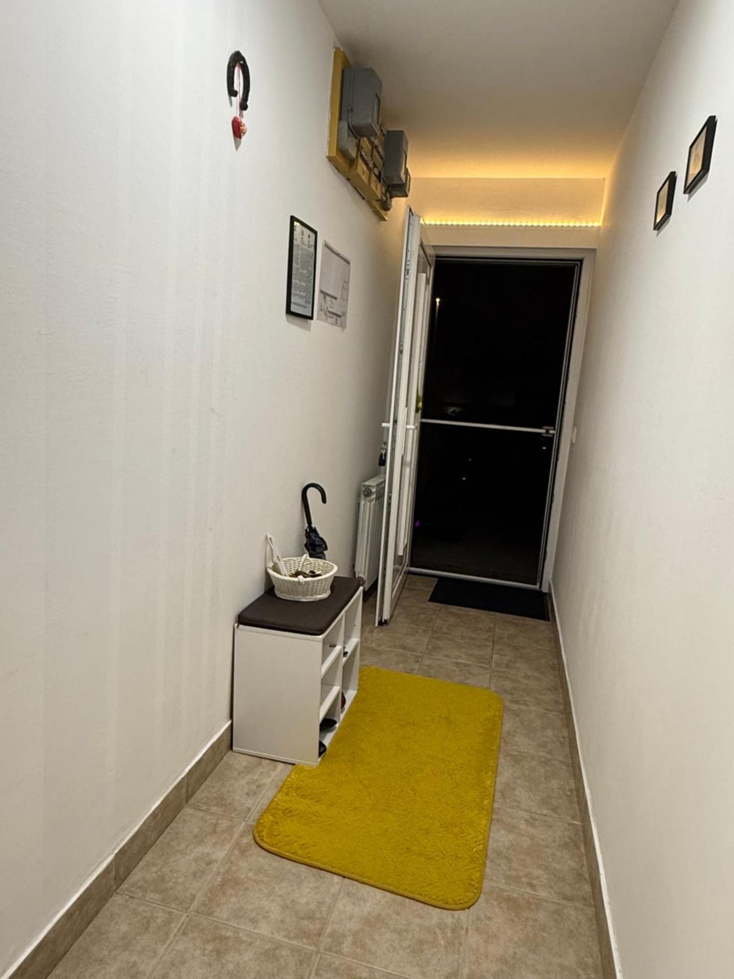 Apartman Hd Ðakovo Eksteriør bilde