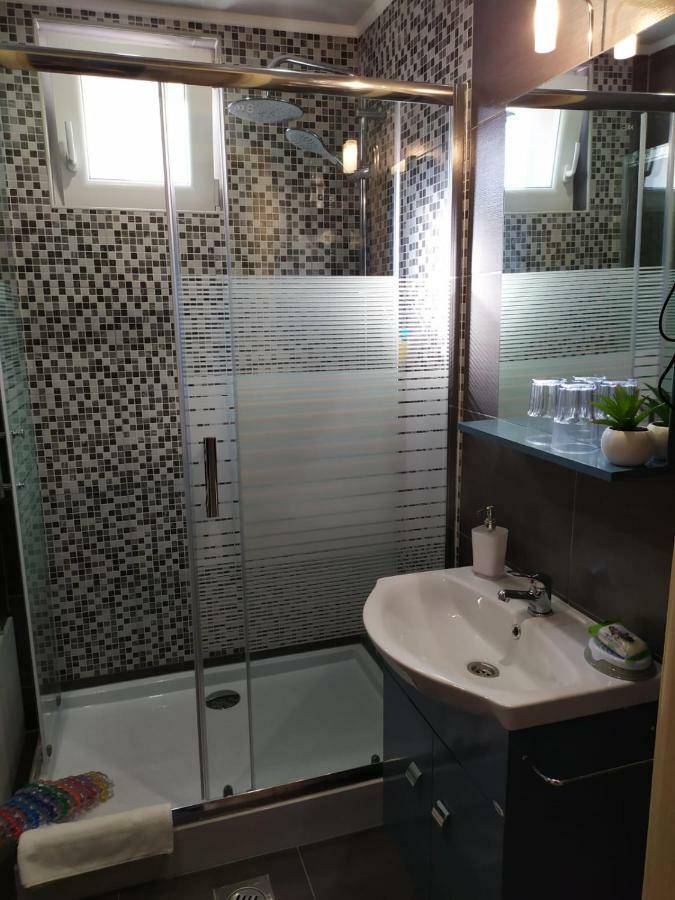 Apartman Hd Ðakovo Eksteriør bilde