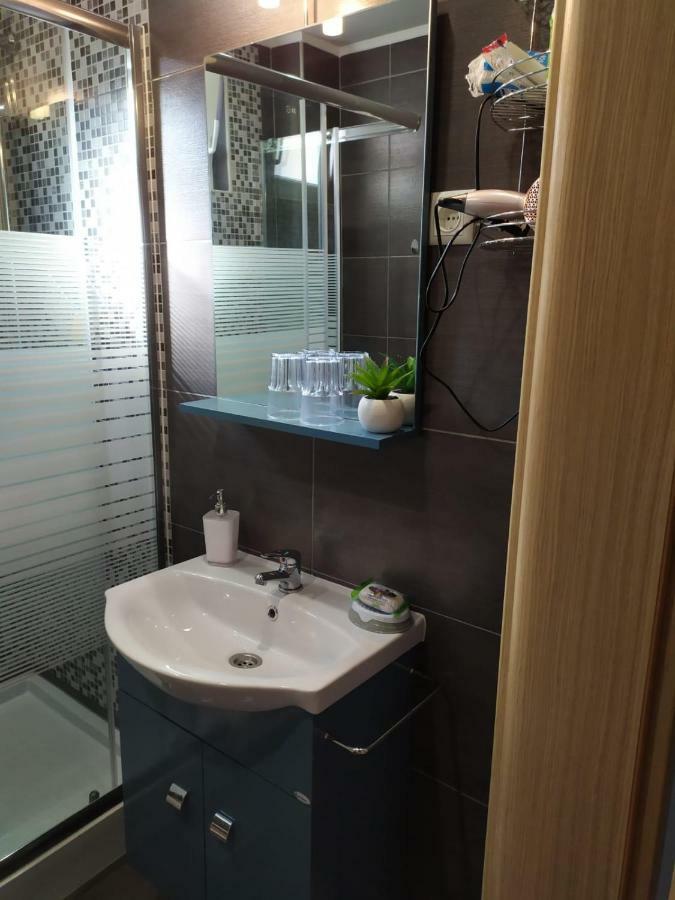 Apartman Hd Ðakovo Eksteriør bilde